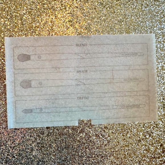 NWOB Complex Culture Cosmetics Future So Bright 9 Shade Vegan Eyeshadow Palette - Picture 7 of 11